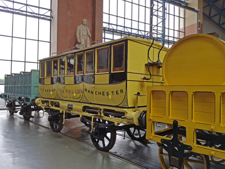 Liverpool-Manchester-Rocket-vagones