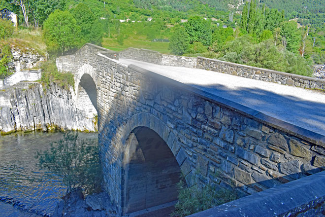 La imagen tiene un atributo ALT vacío; su nombre de archivo es turieto-0.jpg