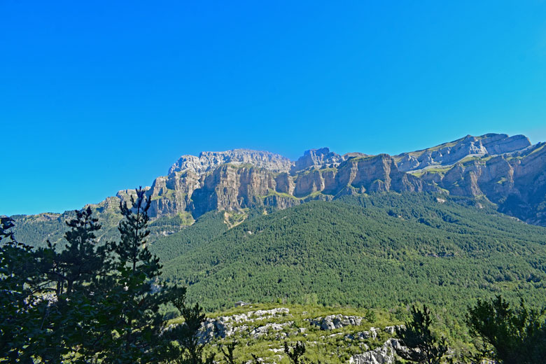 La imagen tiene un atributo ALT vacío; su nombre de archivo es turieto-5.jpg