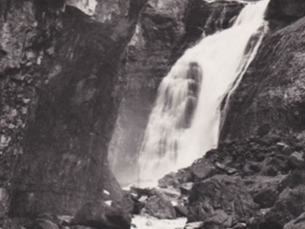 «Estem pintant». Un alto en la pintura para felicitar a su hermano. Año&nbsp;1968